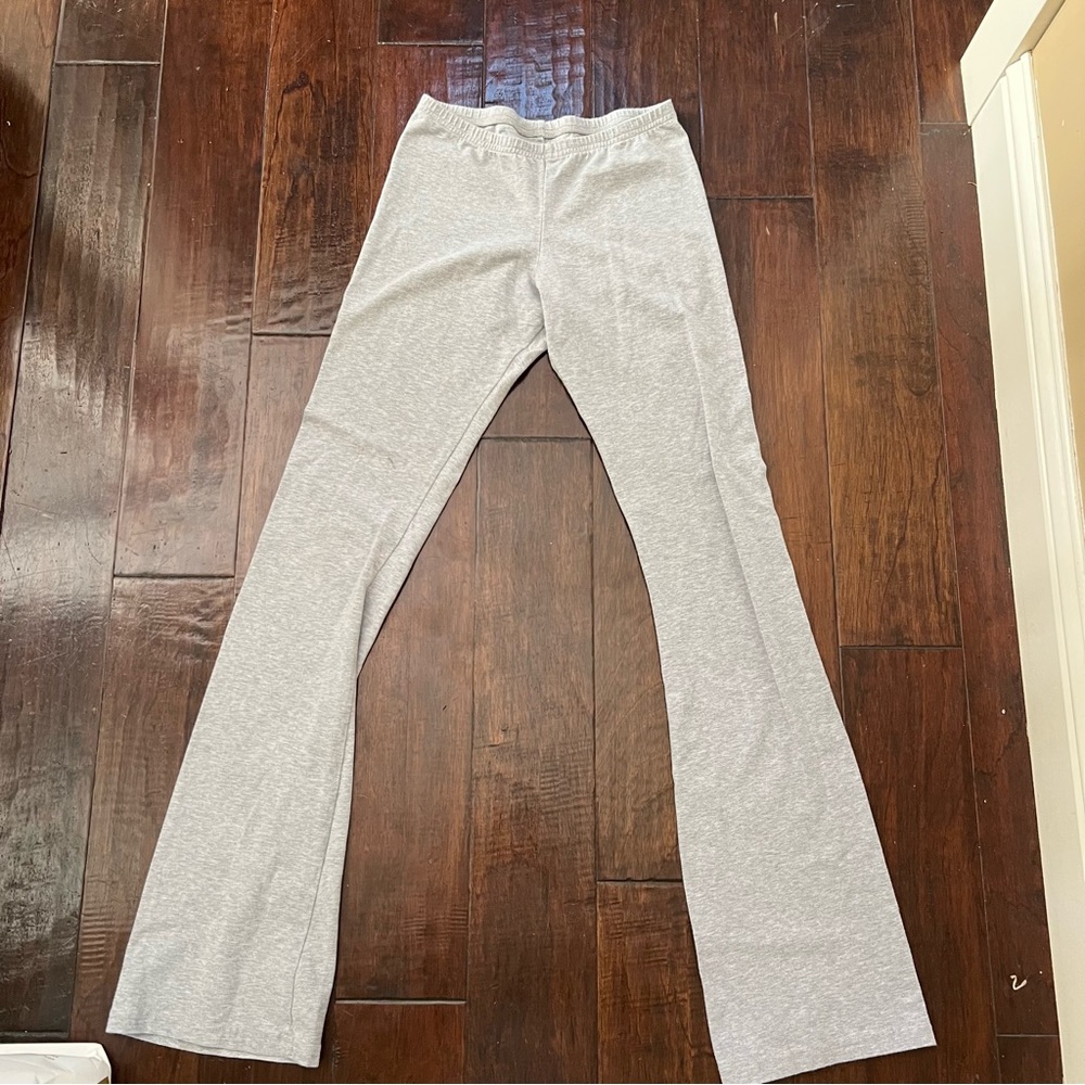 Low rise grey flare pants